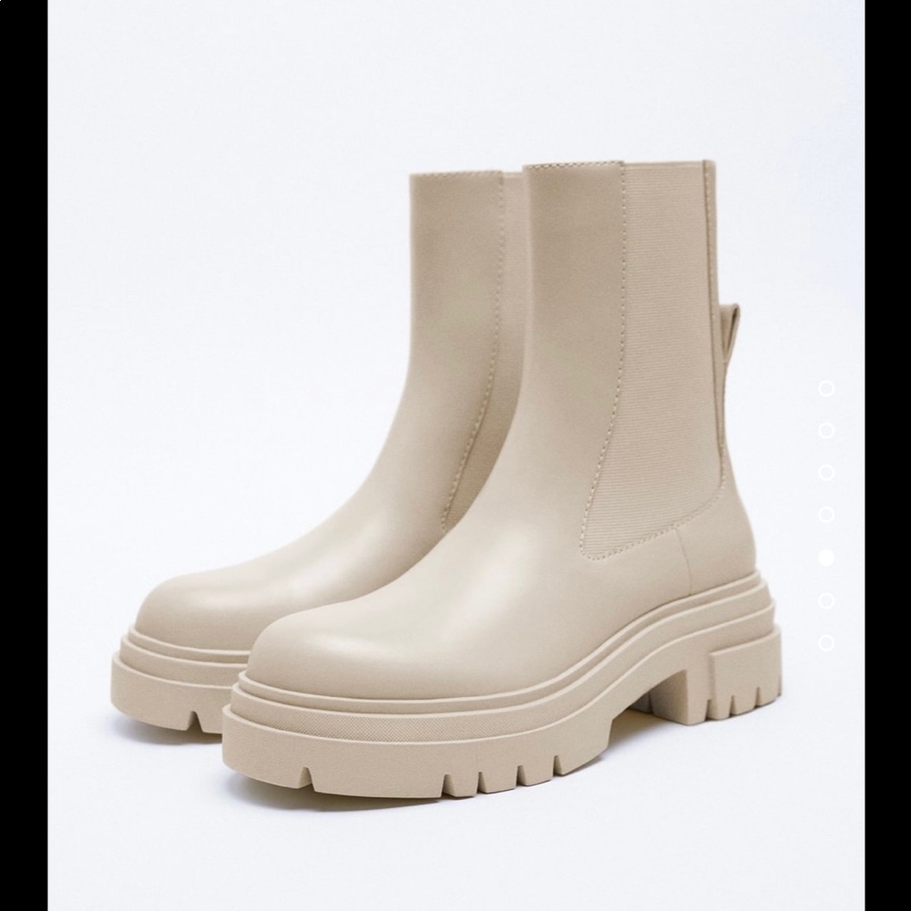 NWT OFF-WHITE ZARA LEATHER ANKLE BOOTS WITH LUG SOLES